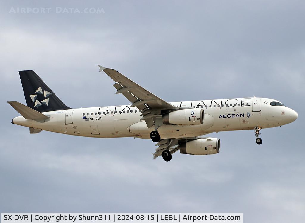SX-DVR, 2008 Airbus A320-232 C/N 3714, Landing rwy 24R in Star Alliance c/s