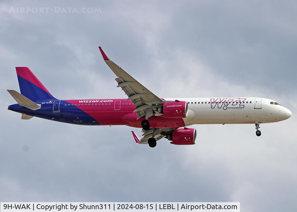 9H-WAK, 2021 Airbus A321-271NX C/N 10260, Landing rwy 24R