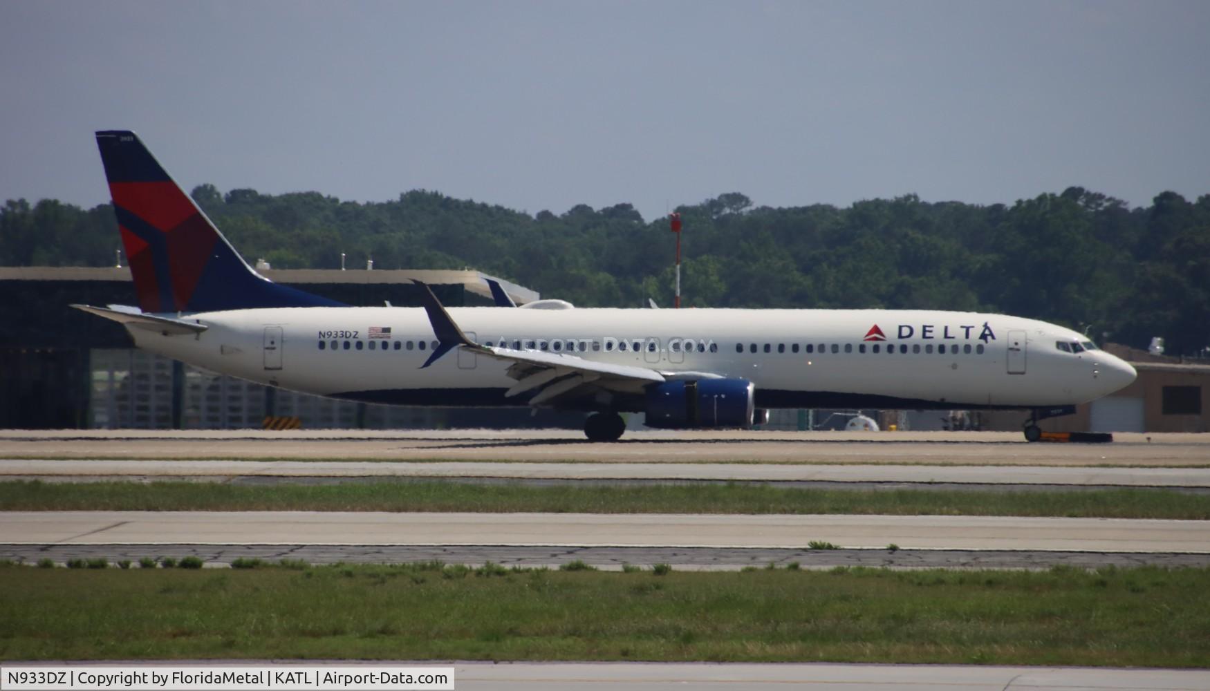 N933DZ, 2011 Boeing 737-9GP C/N 37288, DAL 739 zx pns-atl