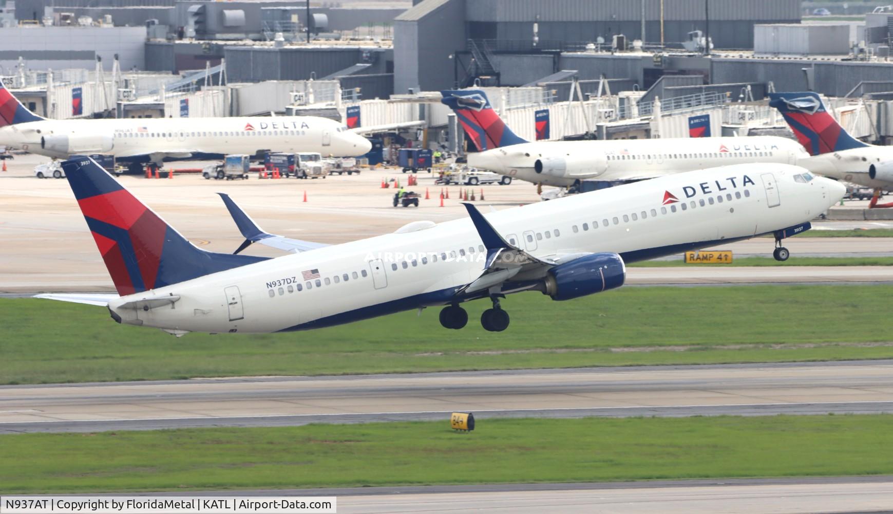 N937AT, 2001 Boeing 717-200 C/N 55091, DAL 739 zx atl-ind