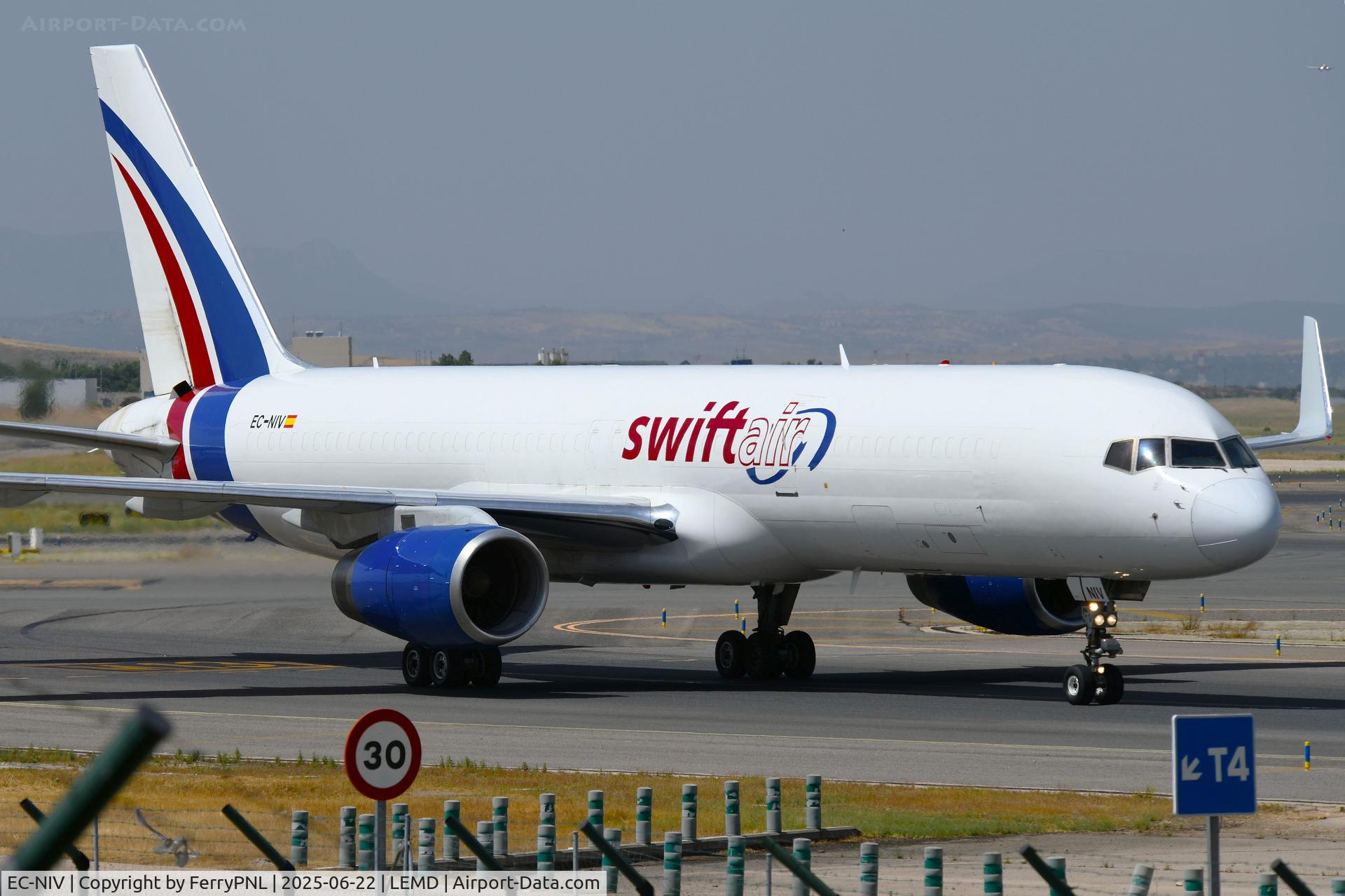 EC-NIV, 1991 Boeing 757-223 (F) C/N 24614, B752 freighter operated by Swiftair
