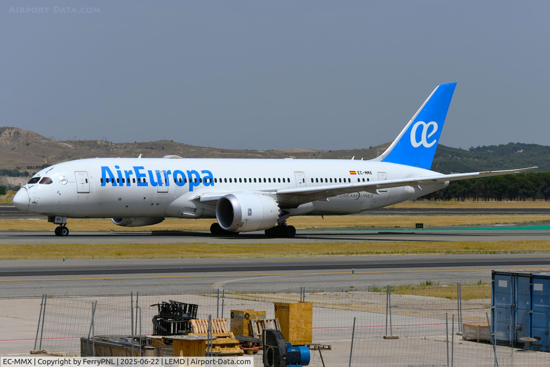 EC-MMX, 2016 Boeing 787-8 Dreamliner Dreamliner C/N 36415, B788 of Air Europa