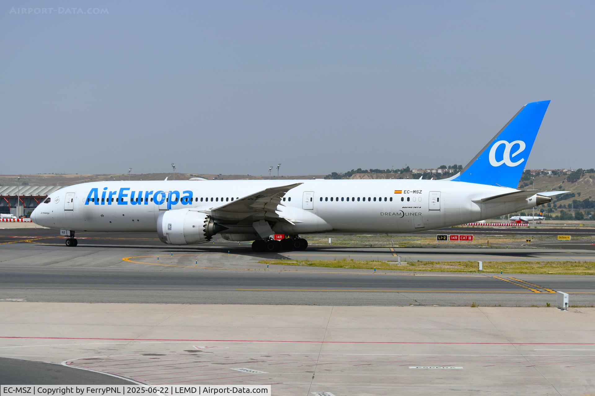 EC-MSZ, 2018 Boeing 787-9 Dreamliner C/N 62171, Air Europa B789 for departure