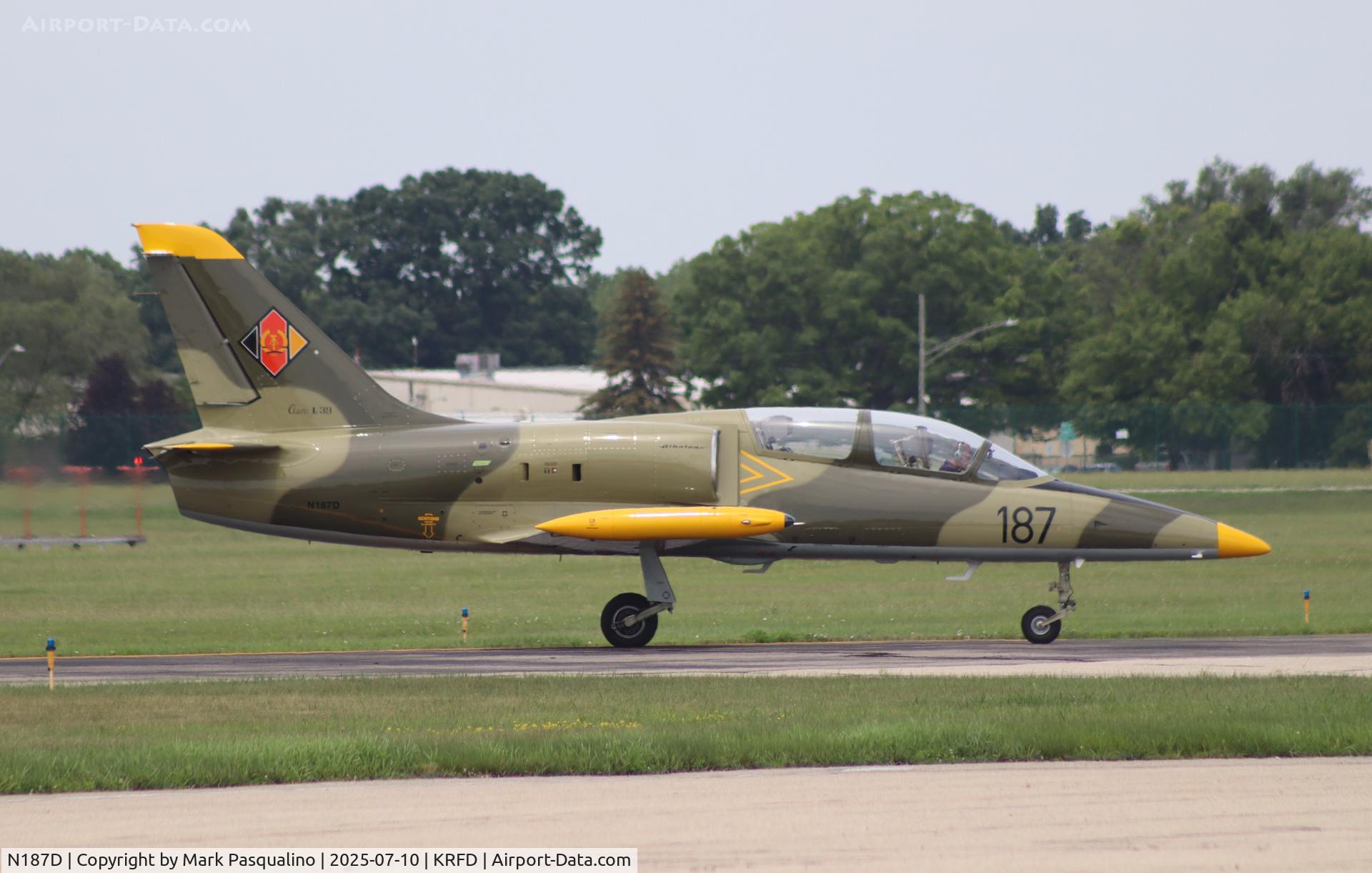 N187D, Aero L-39Z Albatros C/N 831121, Aero L-39Z