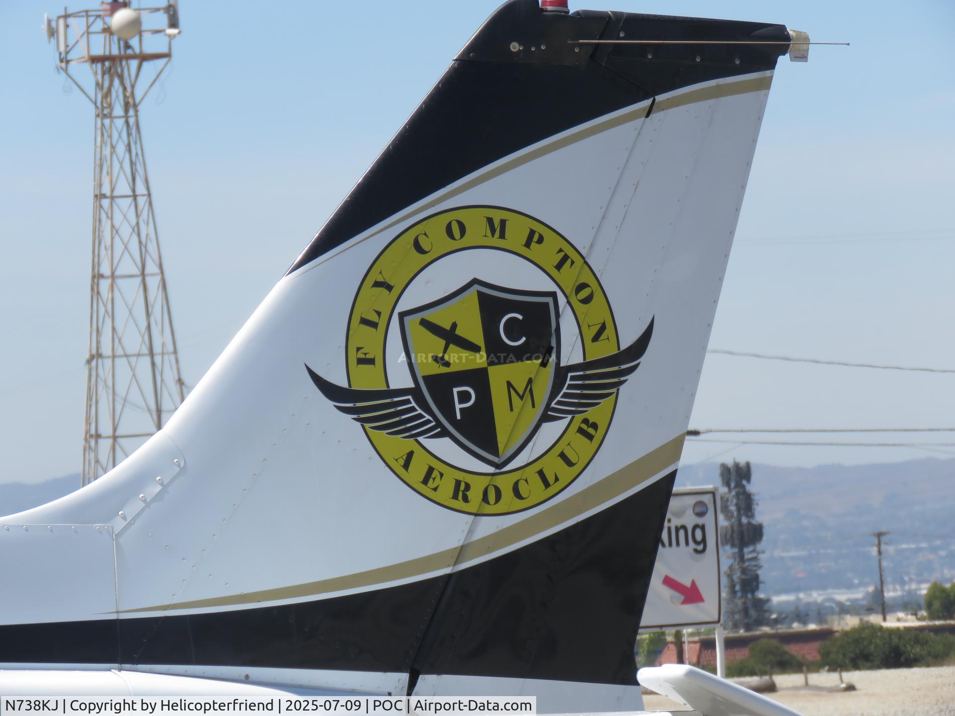 N738KJ, 1977 Cessna 172N C/N 17270035, Tail art for school