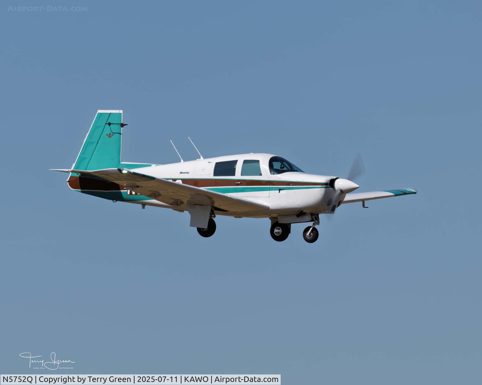 N5752Q, 1965 Mooney M20C Ranger C/N 3078, KAWO