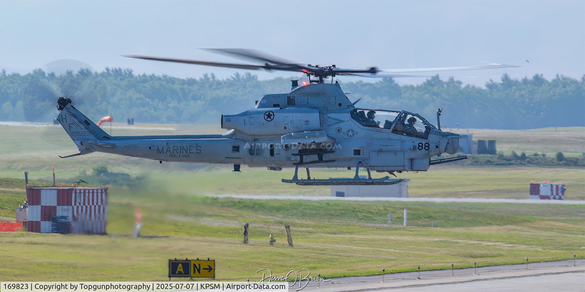 169823, Bell Helicopter AH-1Z Viper C/N 592, GUNRUNNER21
HMLA-269 / MCAS New River, NC