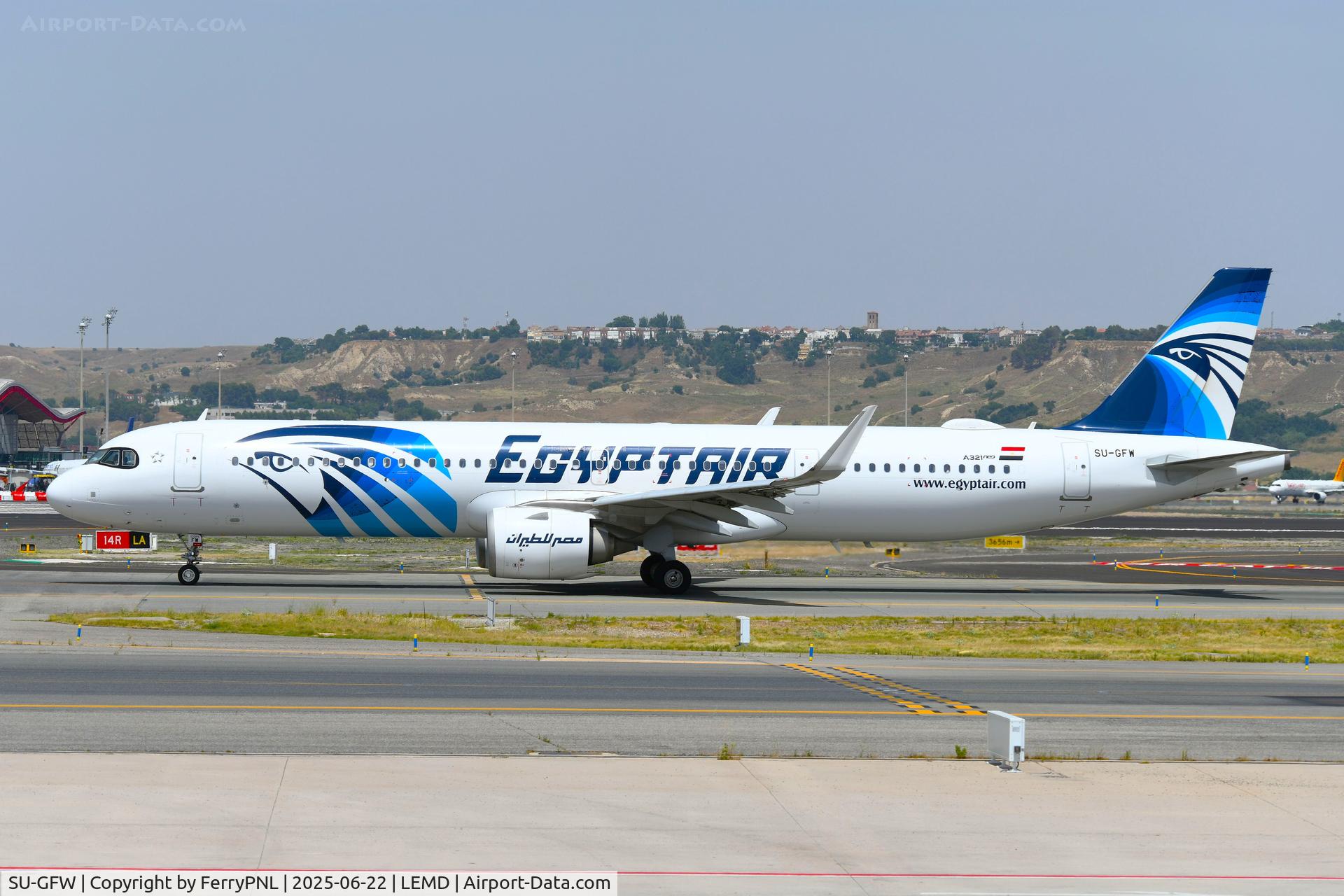SU-GFW, 2023 Airbus A321-251NX C/N 11581, Egyptair A321N for departure