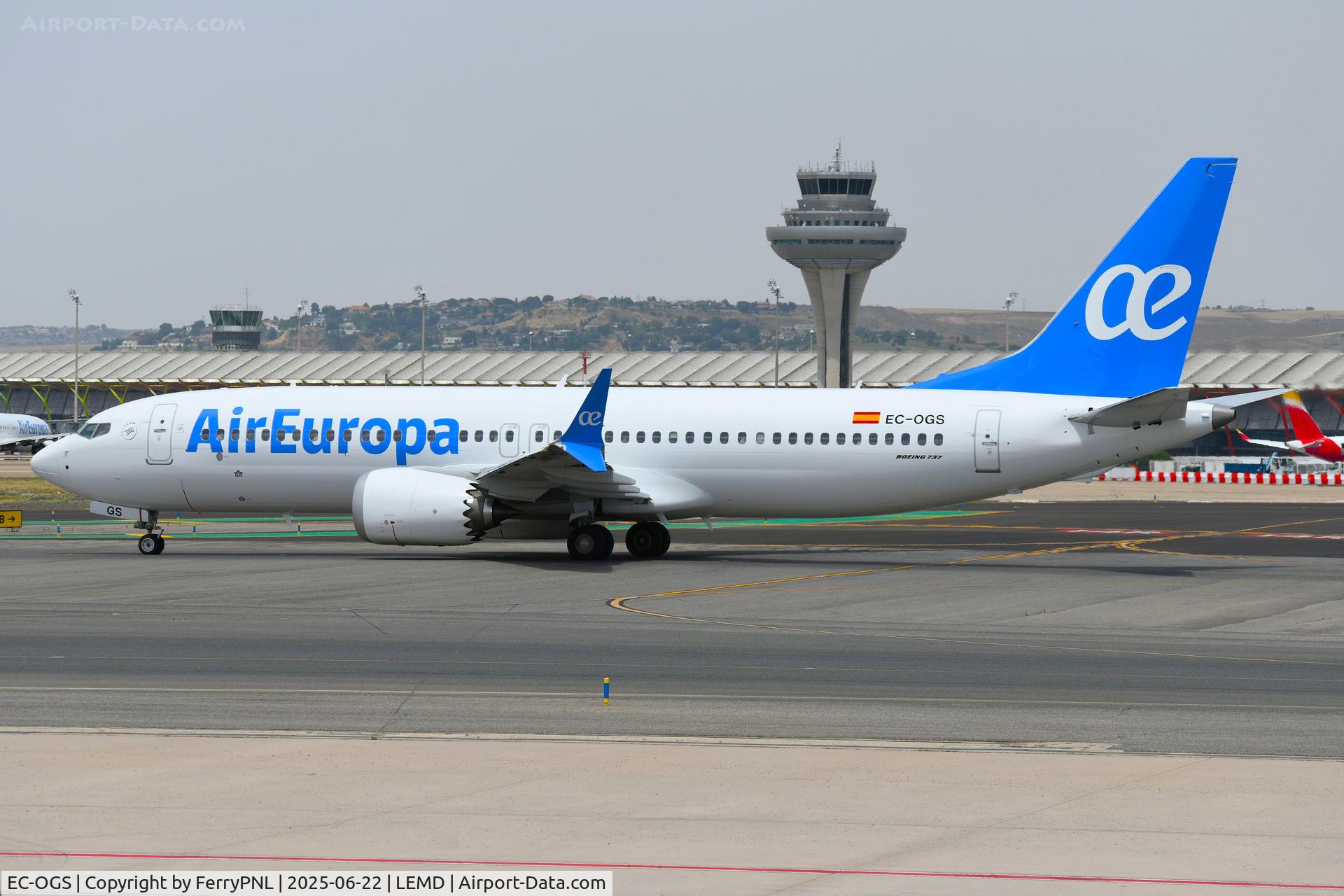 EC-OGS, 2025 Boeing 737-8 MAX C/N 62918, B738 MAX of Air Europa departing MAD