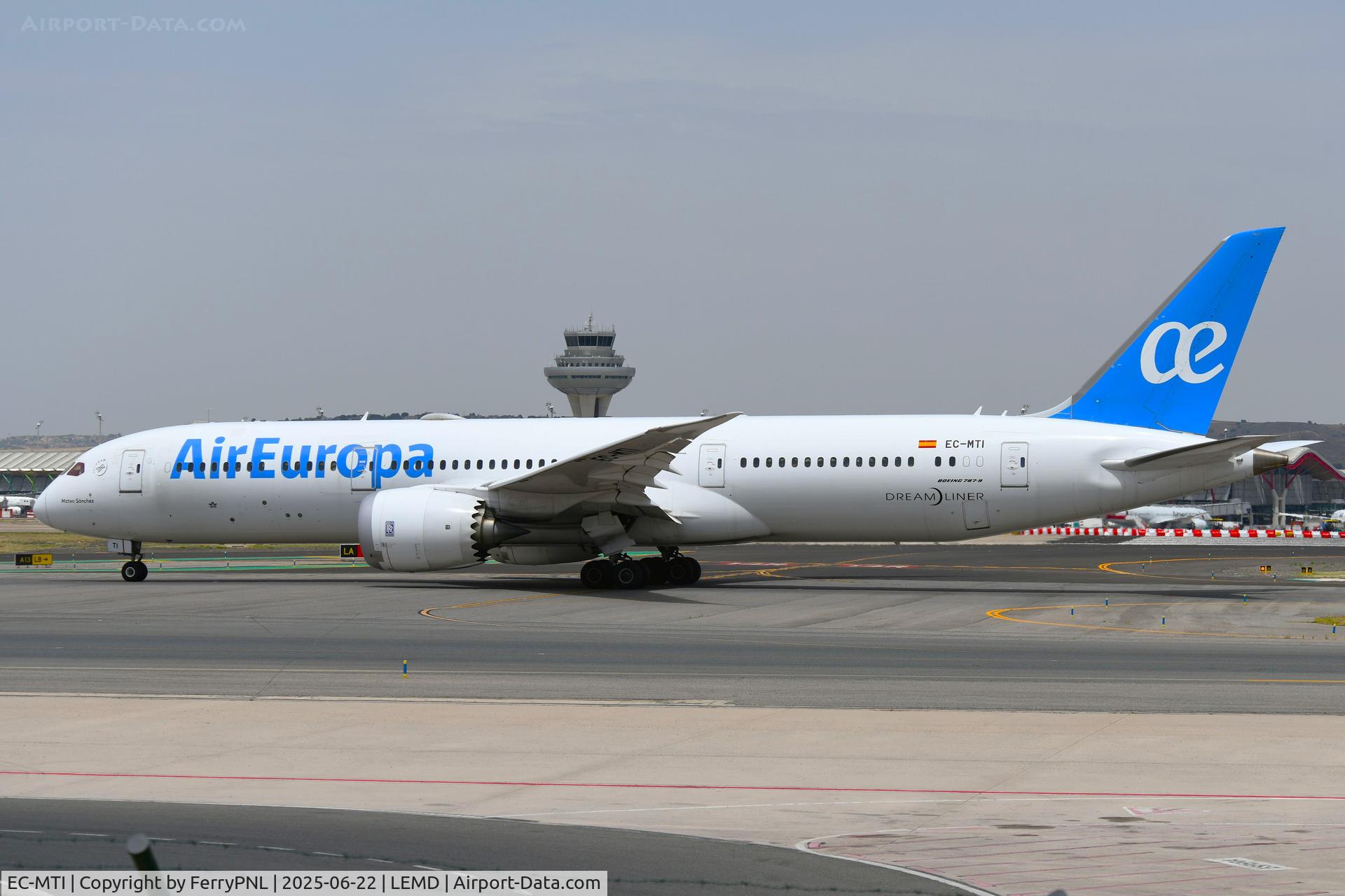 EC-MTI, 2018 Boeing 787-9 Dreamliner Dreamliner C/N 62169, Air Europa B789
