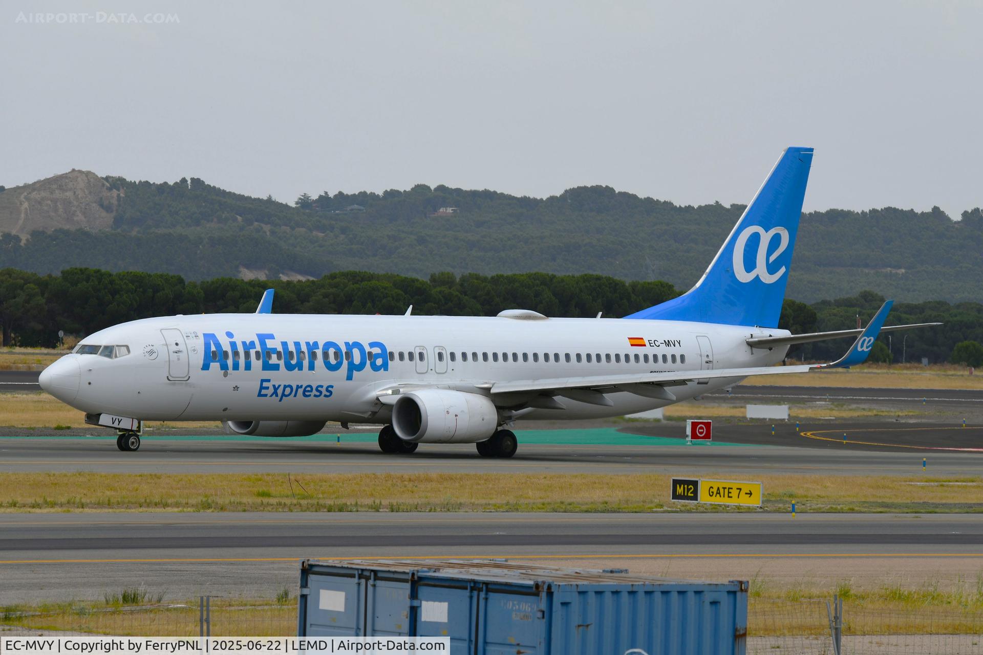 EC-MVY, 2018 Boeing 737-85P C/N 60590, Air Europa Express B738