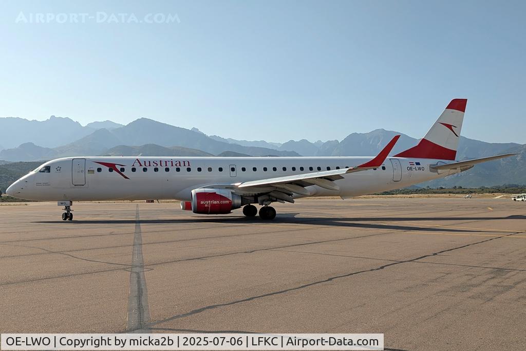 OE-LWO, 2012 Embraer 195LR (ERJ-190-200LR) C/N 19000555, Taxiing