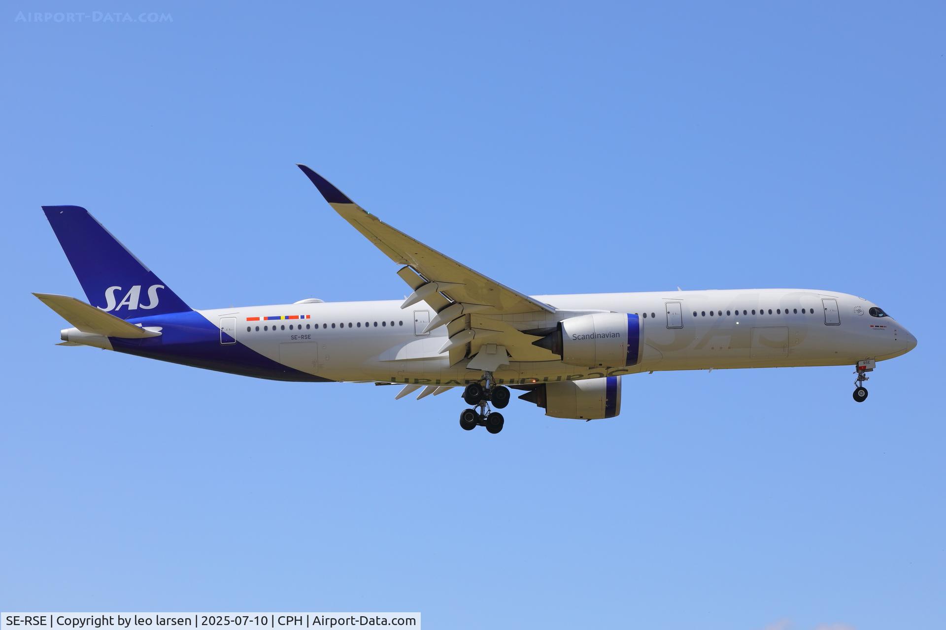 SE-RSE, 2021 Airbus A350-941 C/N 484, Copenhagen 10.7.2025 L/D R-04L
