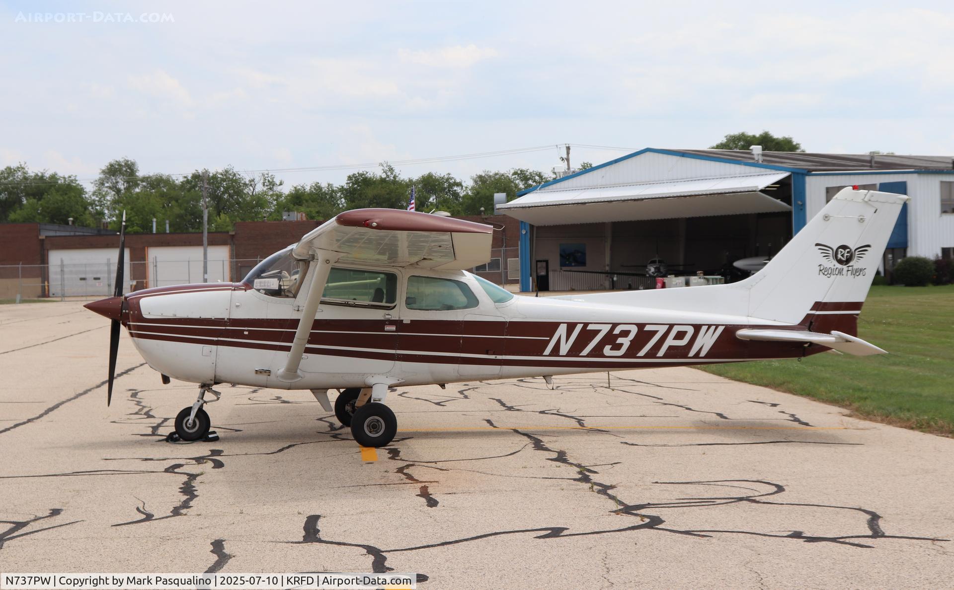 N737PW, 1977 Cessna 172N C/N 17269577, Cessna 172N