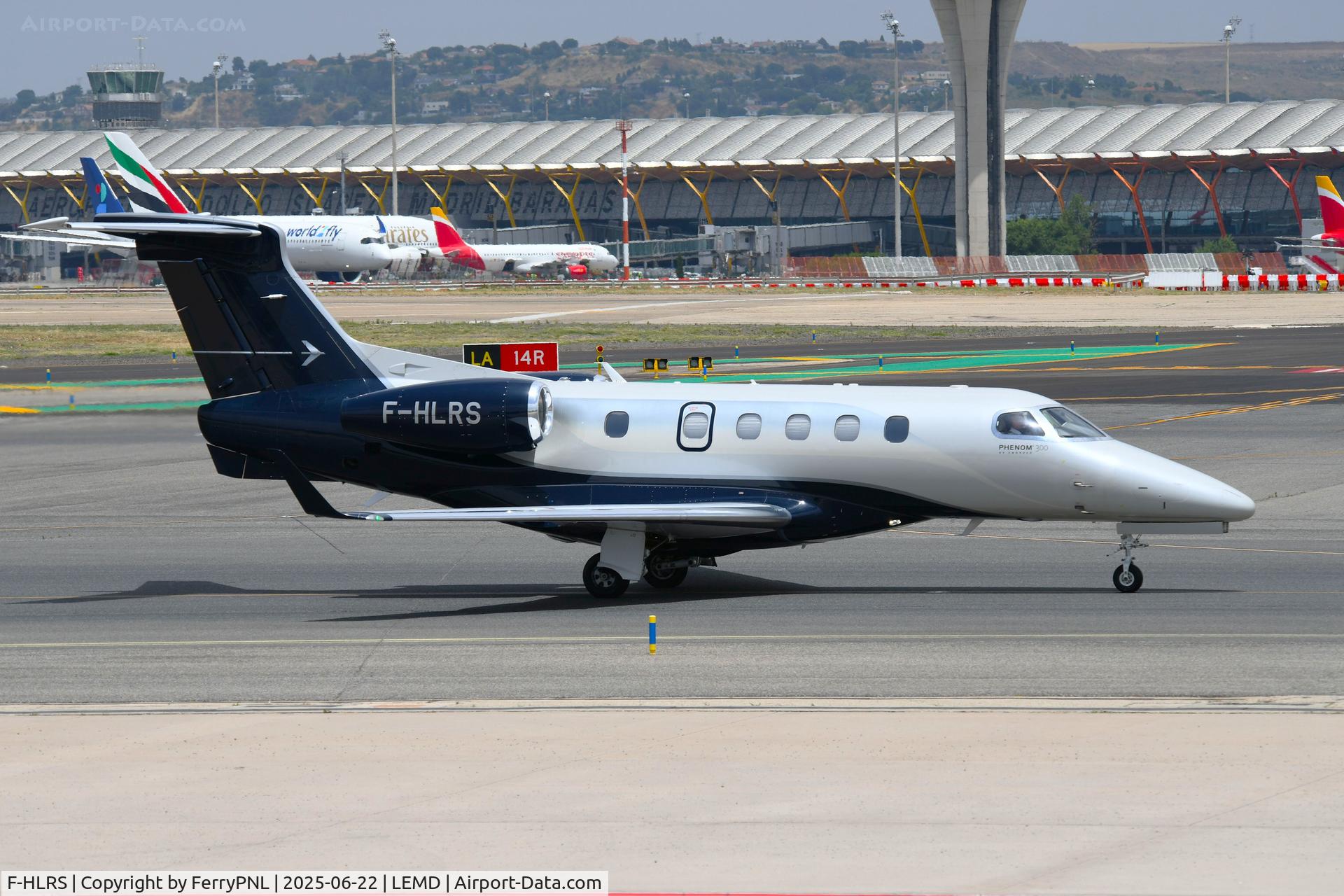 F-HLRS, 2015 Embraer EMB-505 Phenom 300 C/N 50500232, Air Vendee EMB505