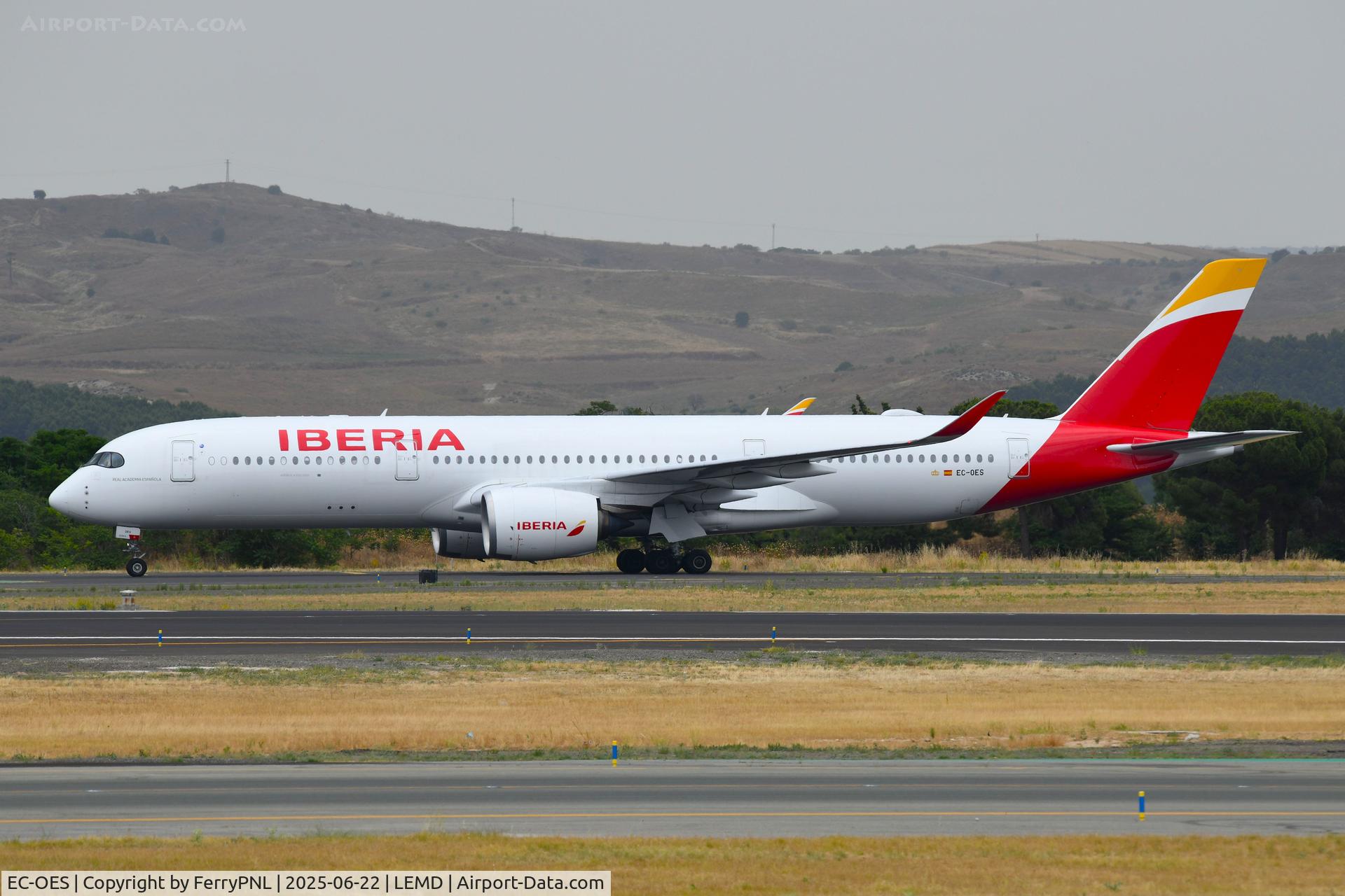 EC-OES, 2023 Airbus A350-941 C/N 648, Iberia A359 arrived in MAD