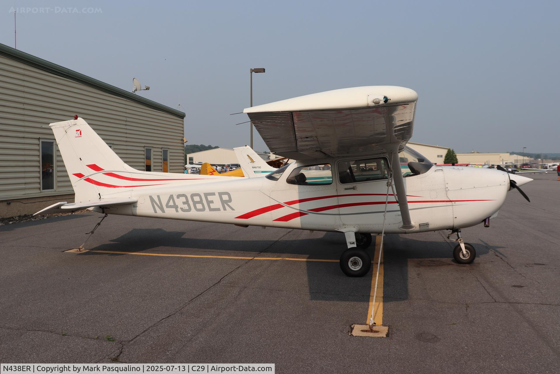 N438ER, 2001 Cessna 172S C/N 172S8934, Cessna 172S