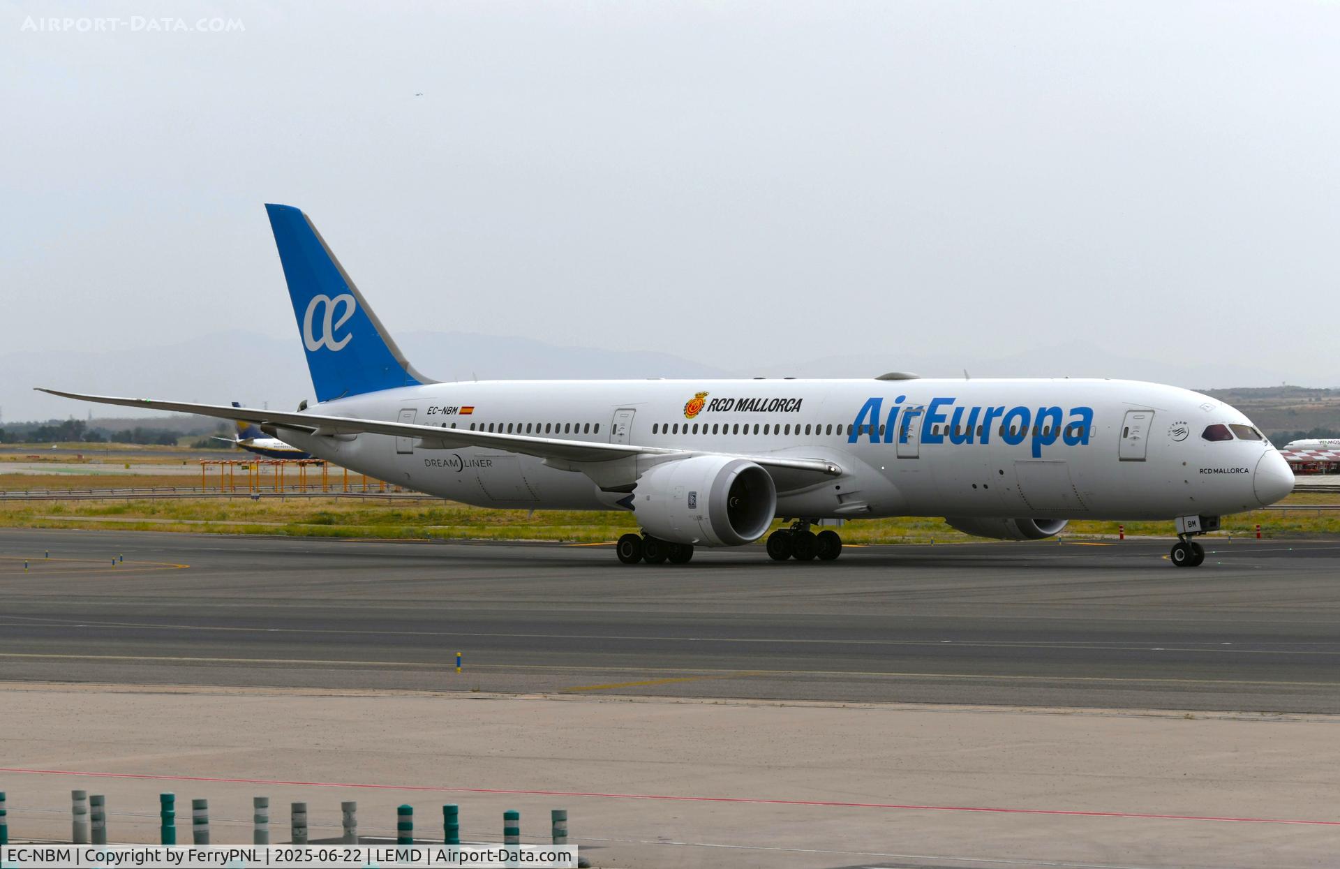 EC-NBM, 2019 Boeing 787-9 Dreamliner C/N 65246, Air Europa B789 arriving