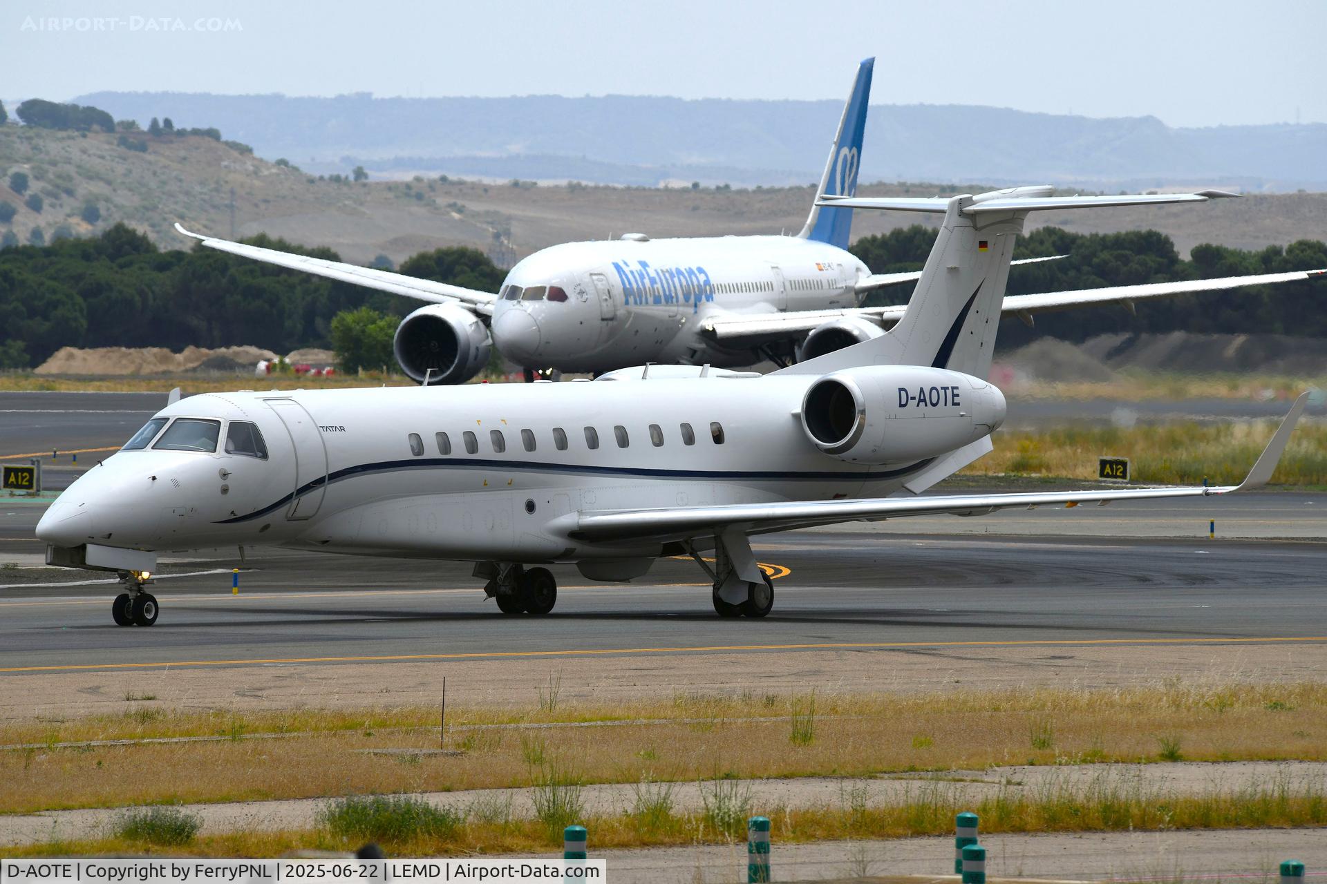 D-AOTE, 2014 Embraer EMB-135BJ Legacy 650 C/N 14501209, VistaJet Germany ERJ135L