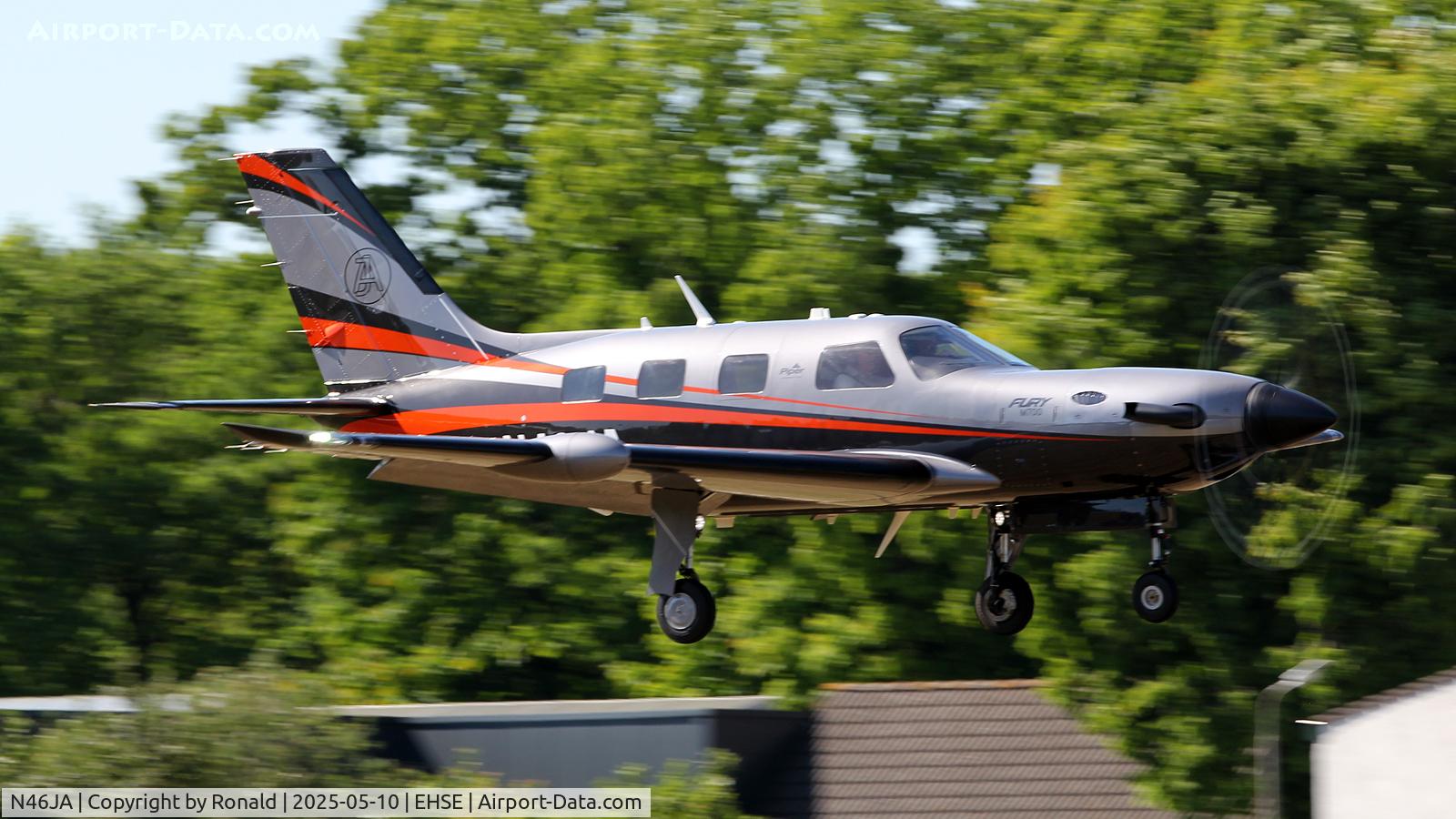 N46JA, 1985 Piper PA-46-310P Malibu C/N 46-8508036, at seppe