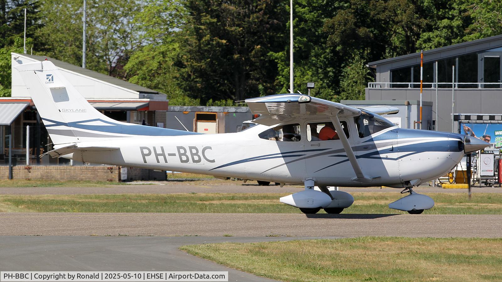 PH-BBC, 2007 Cessna 182T Skylane C/N 18281983, at seppe