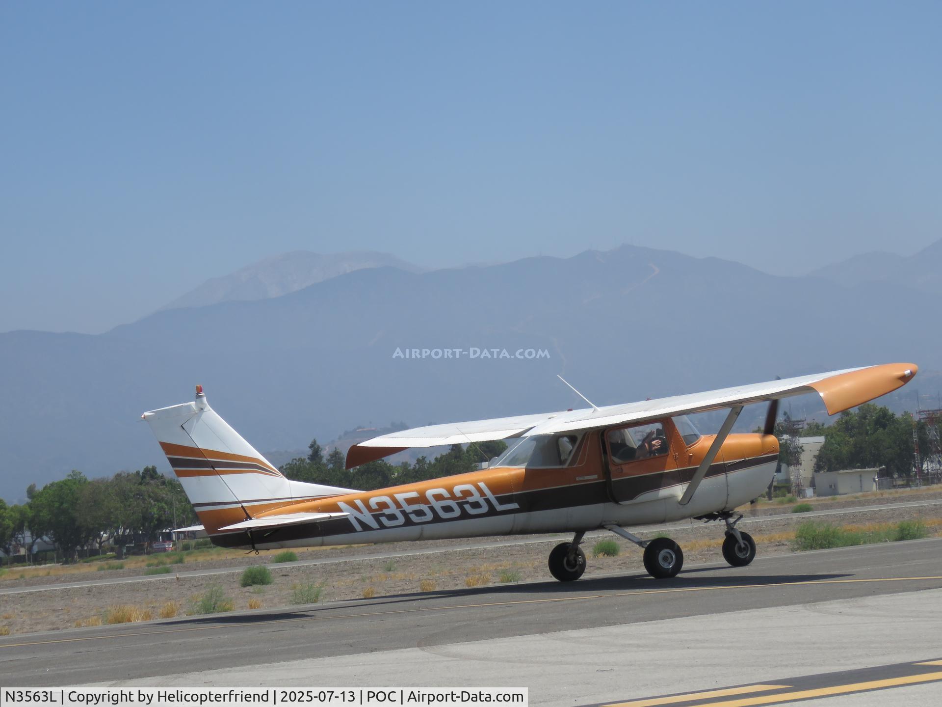 N3563L, 1965 Cessna 150F C/N 15062363, Taxiing on taxiway Sierra