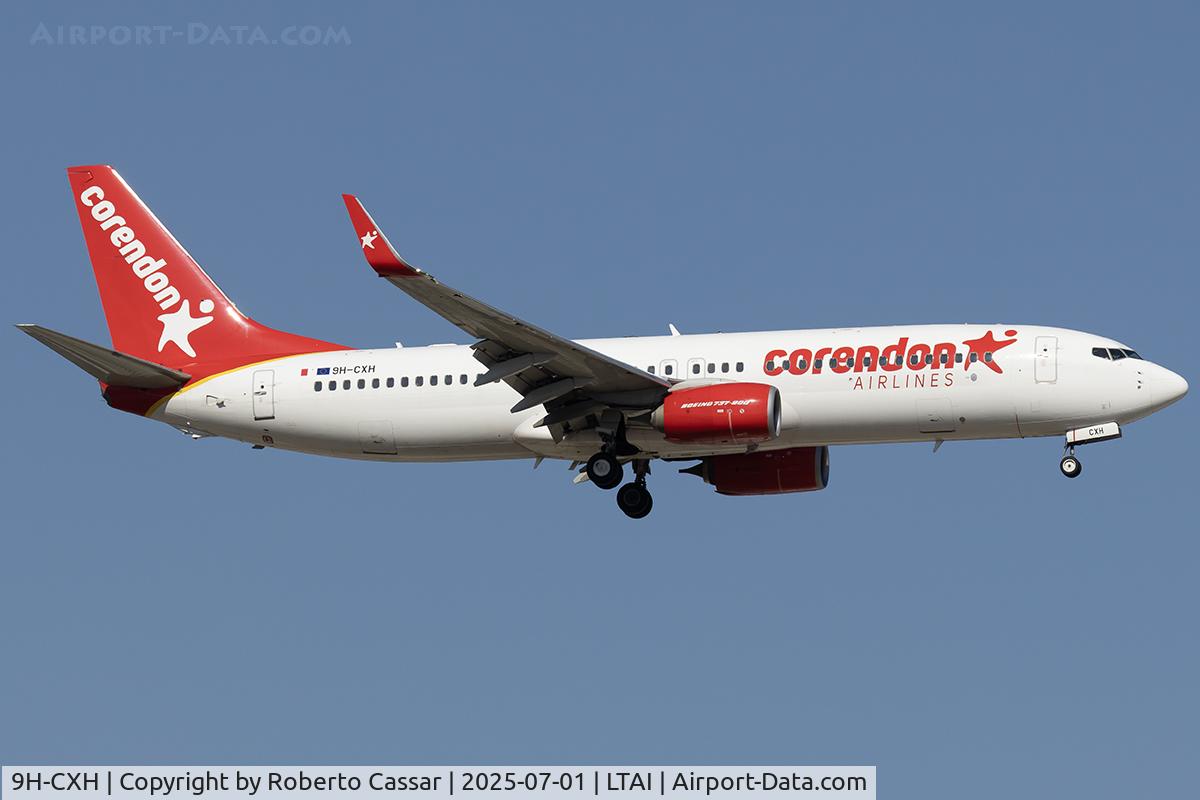 9H-CXH, 2018 Boeing 737-8ME C/N 60177, Arrival