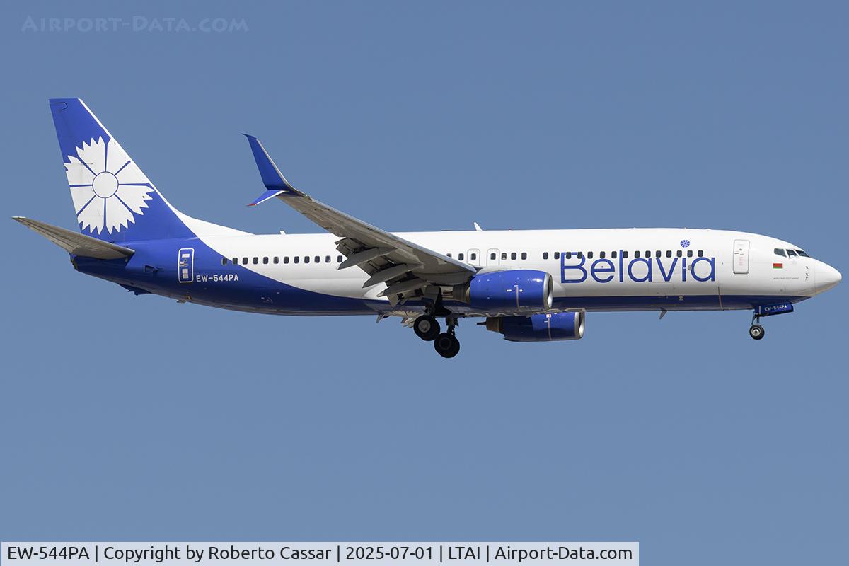EW-544PA, 2008 Boeing 737-8K5 C/N 35139, Arrival