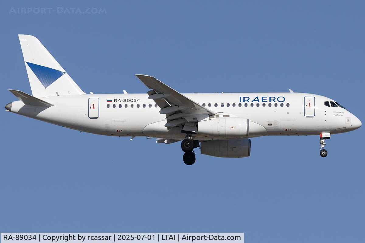 RA-89034, 2014 Sukhoi SSJ 100-95BLR C/N 95062, Arrival
