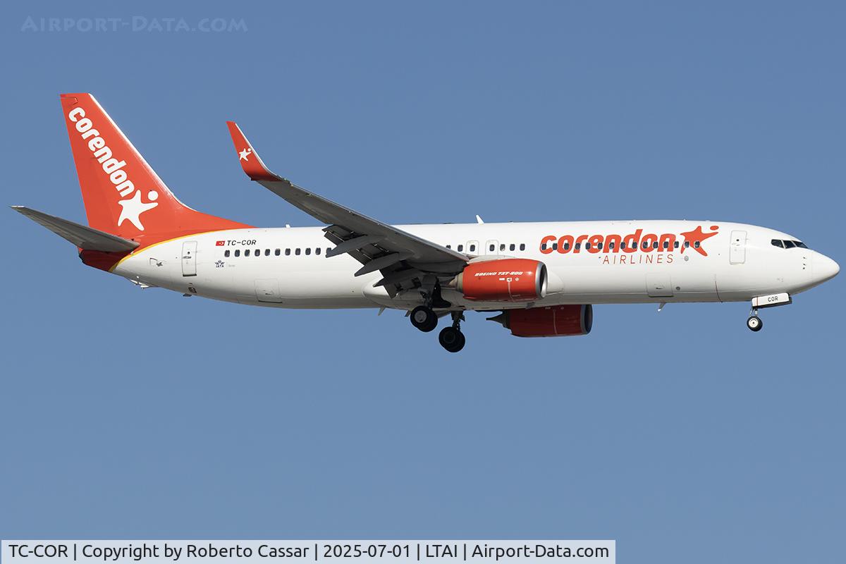 TC-COR, 2017 Boeing 737-800 C/N 42058, Arrival