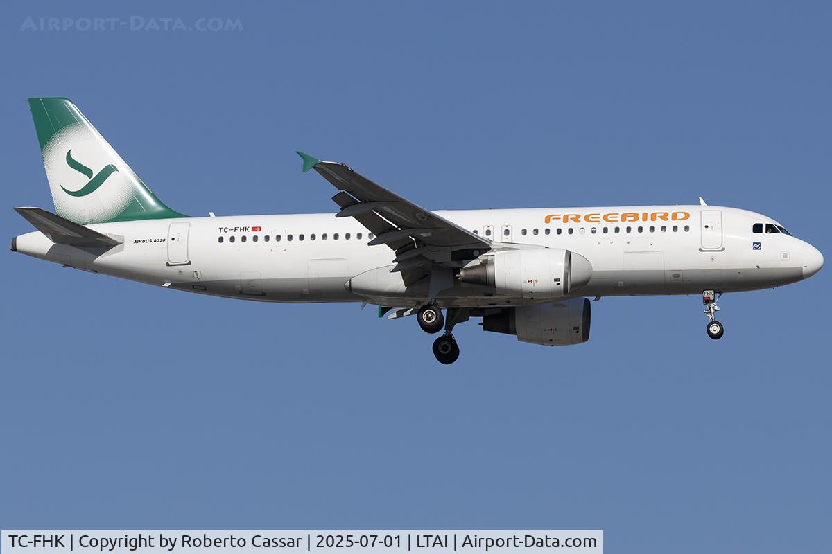 TC-FHK, 2009 Airbus A320-214 C/N 4102, Arrival