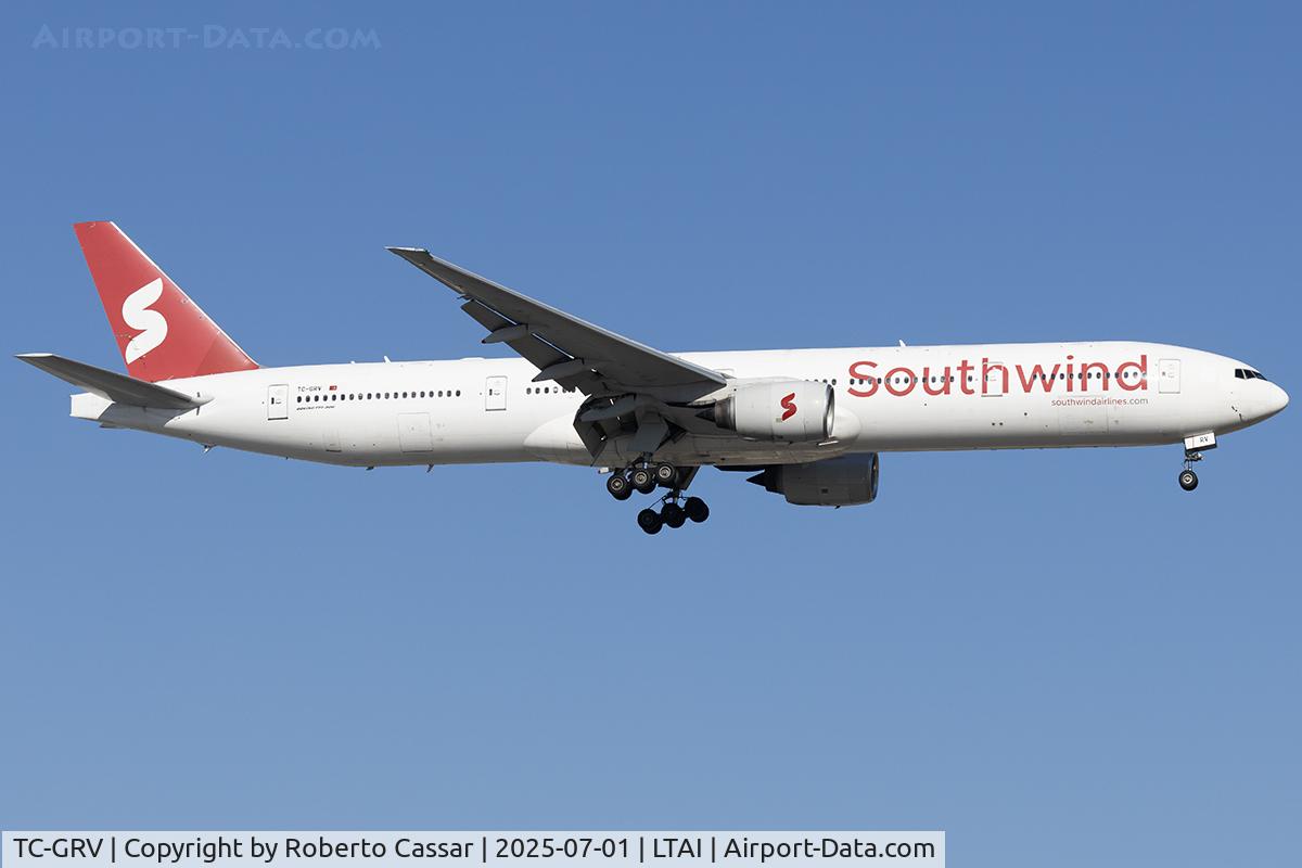 TC-GRV, 2005 Boeing 777-312 C/N 33374, Arrival