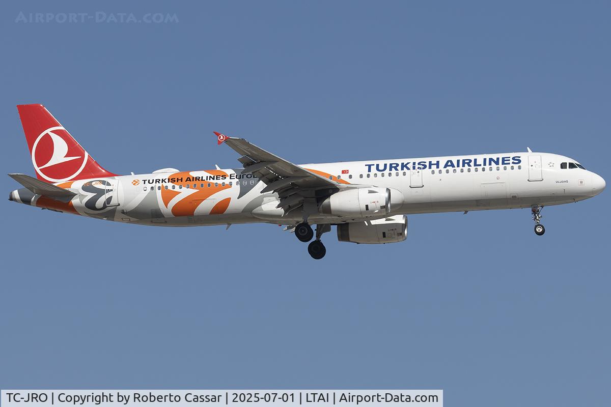 TC-JRO, 2011 Airbus A321-231 C/N 4682, Arrival
