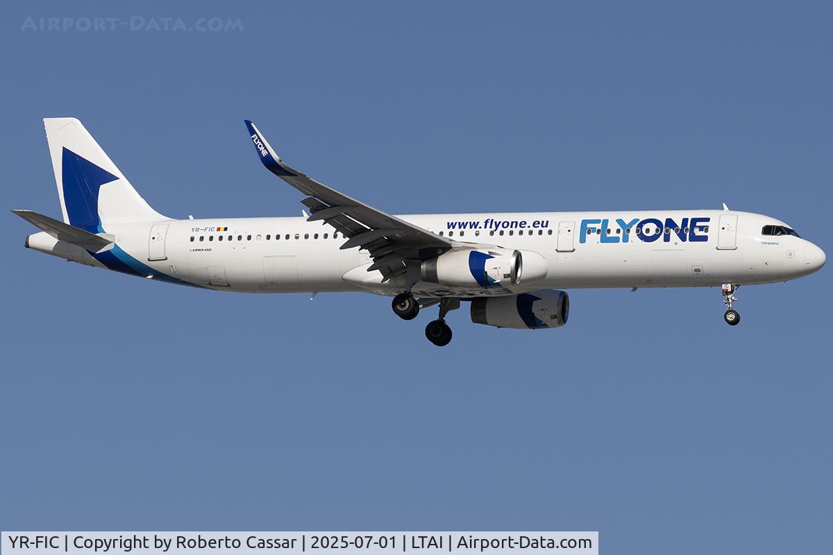 YR-FIC, Airbus A321-231(WL) C/N 6002, Arrival
