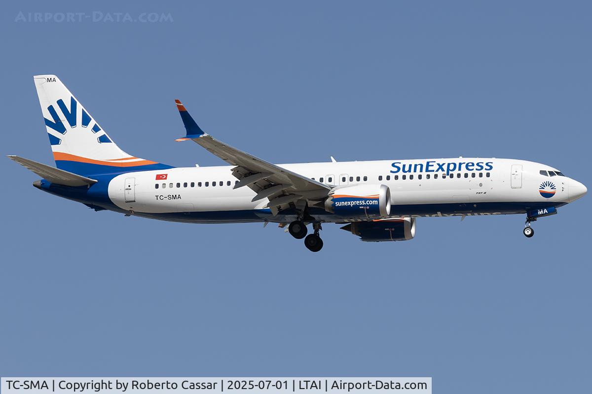 TC-SMA, 2021 Boeing 737-8 MAX C/N 63603, Arrival