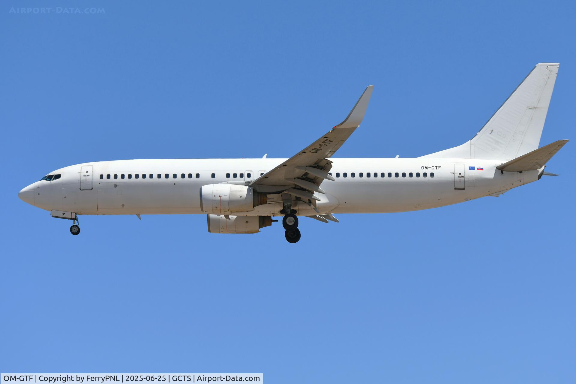 OM-GTF, 1998 Boeing 737-86J C/N 28070, Go2Sky B738 flew in for TUI