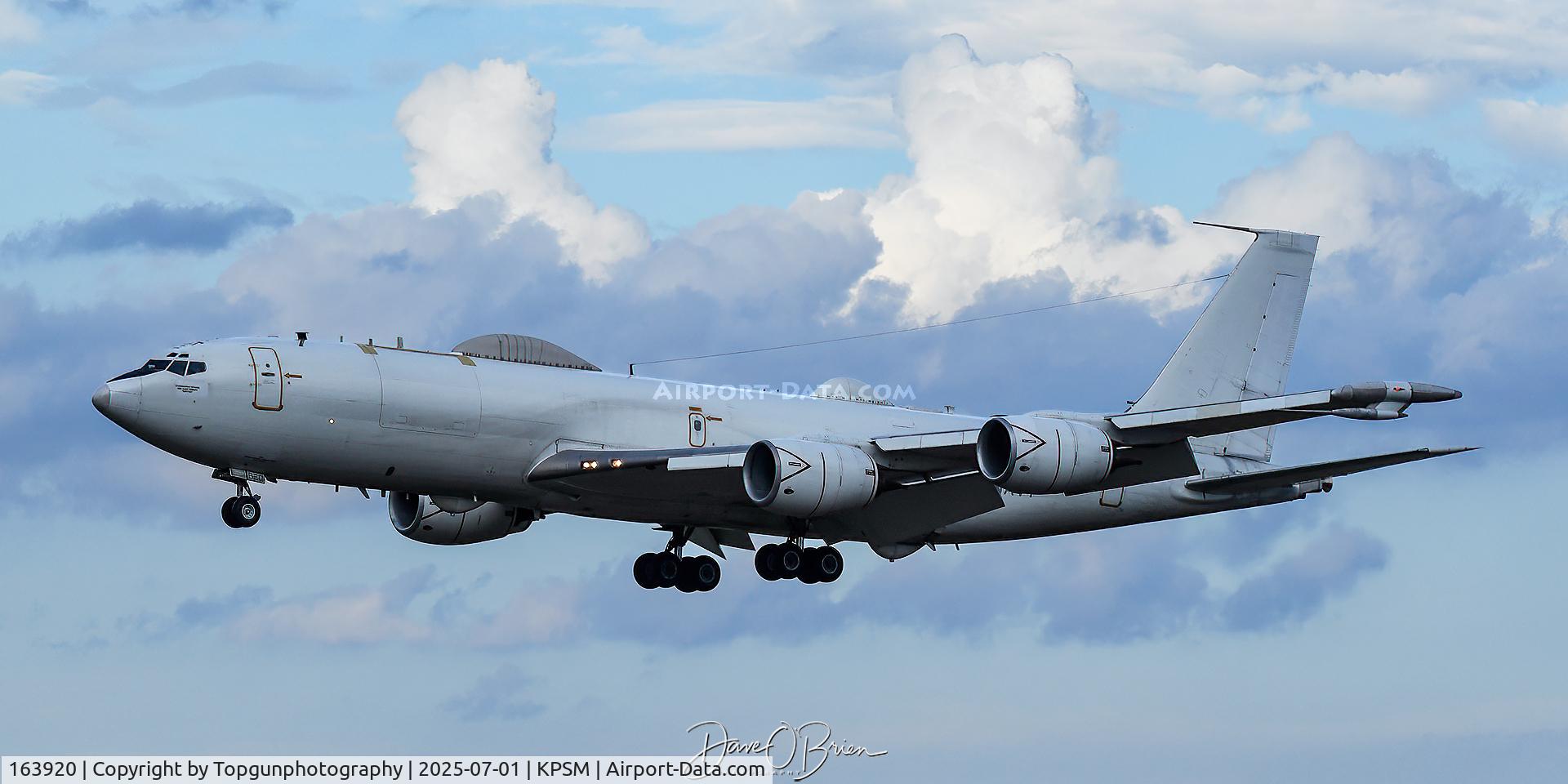 163920, 1989 Boeing E-6B Mercury C/N 23893, SARGO47 working RW34
E-6B	VX-20