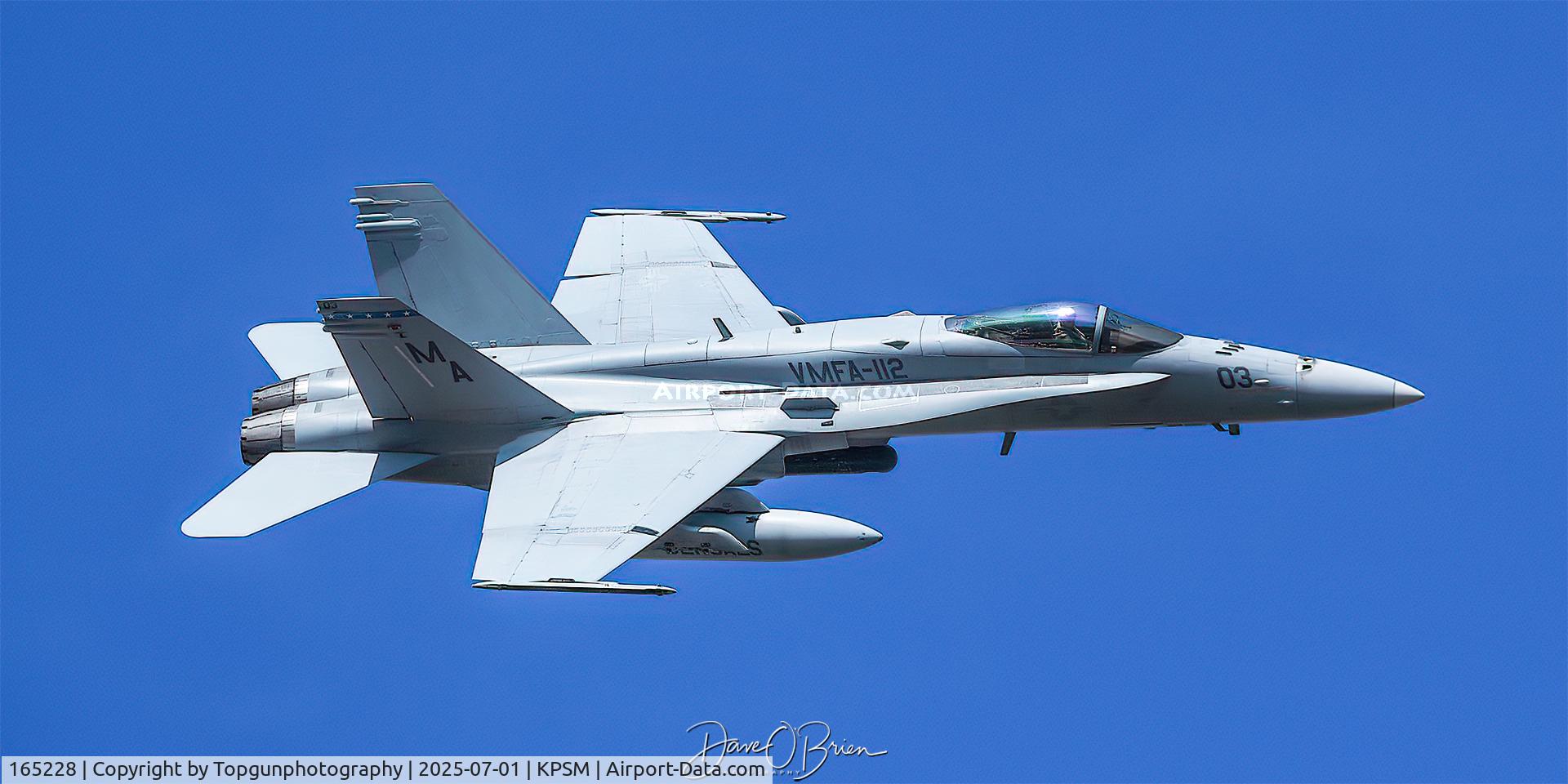 165228, McDonnel Douglas F/A-18C Hornet C/N 1415/C453, COWBOY16 in the Carrier Break
VMFA-112	NAS JRB Fort Worth, TX