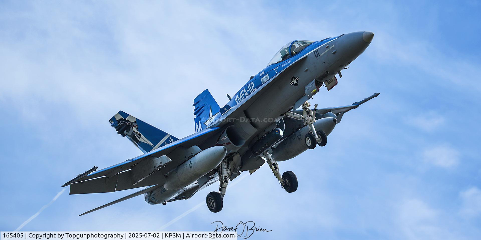 165405, McDonnell Douglas F/A-18C Hornet C/N 1436/C462, COWBOY15 returns from their sortie