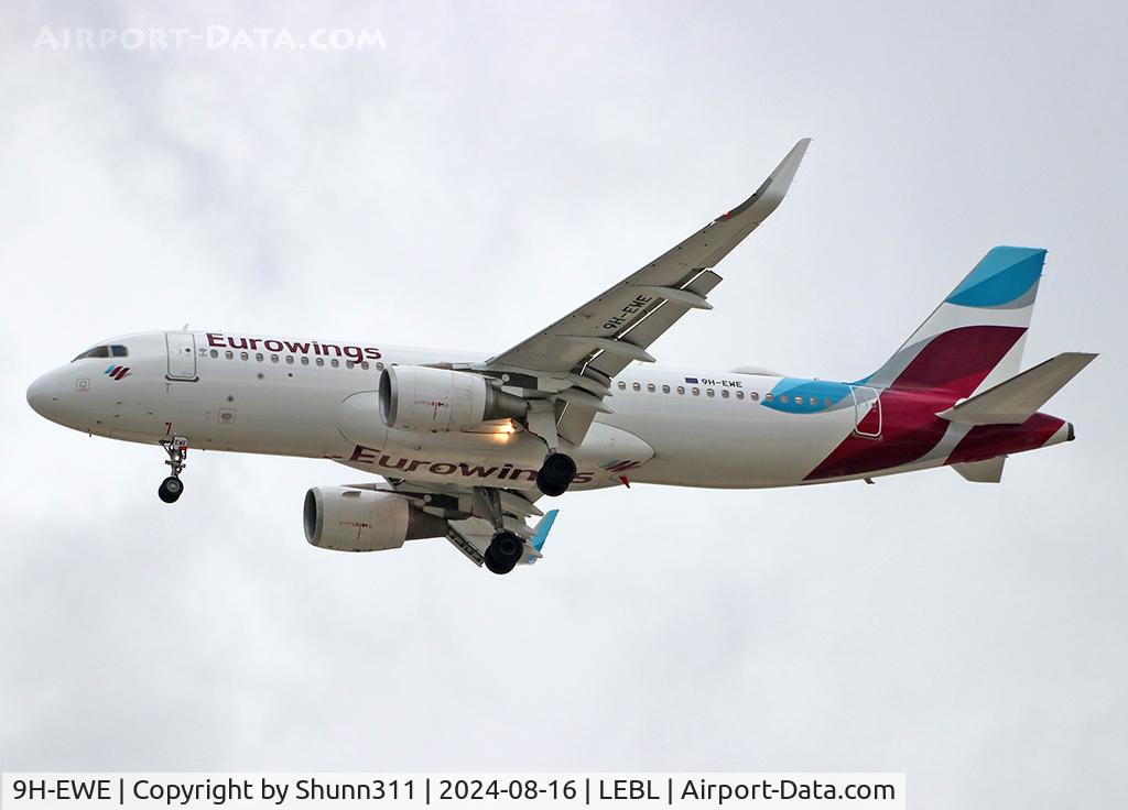 9H-EWE, 2016 Airbus A320-214 C/N 7056, Landing rwy 24R