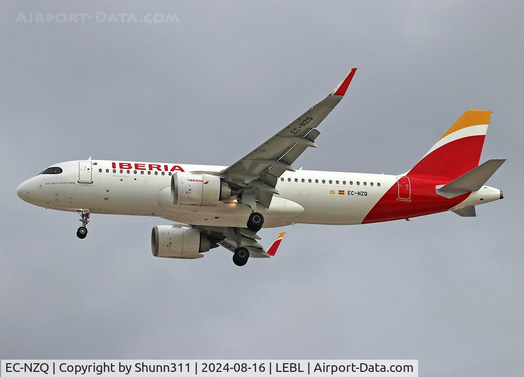 EC-NZQ, 2023 Airbus A320-251N C/N 11455, Landing rwy 24R