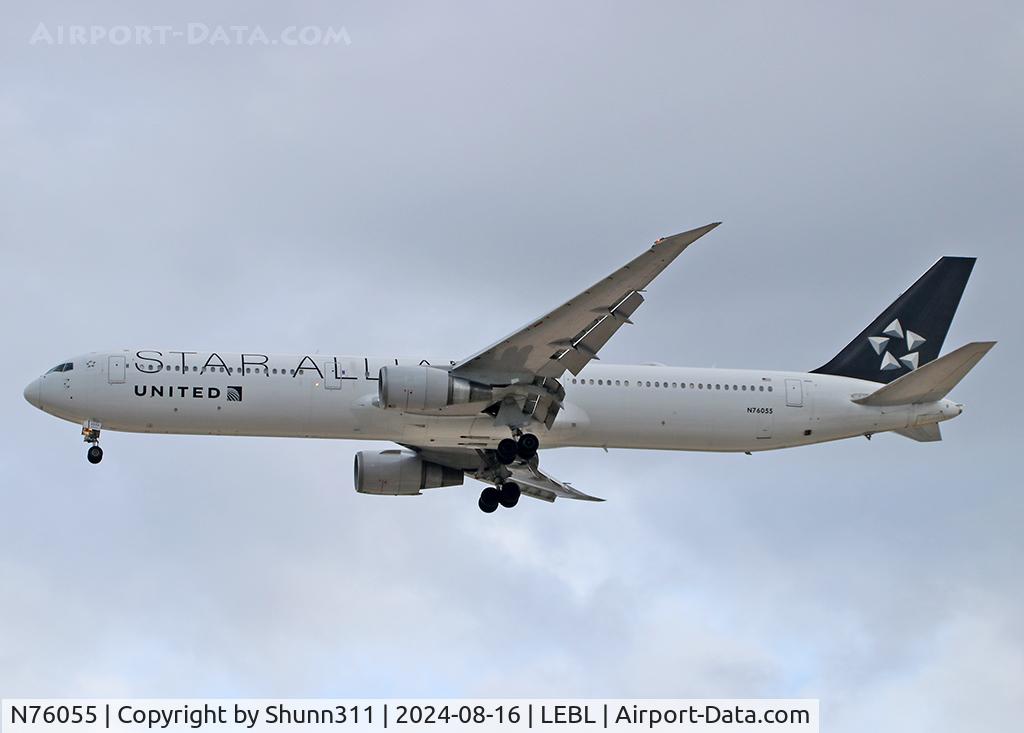 N76055, 2001 Boeing 767-424/ER C/N 29450, Landing rwy 24R in Star Alliance c/s