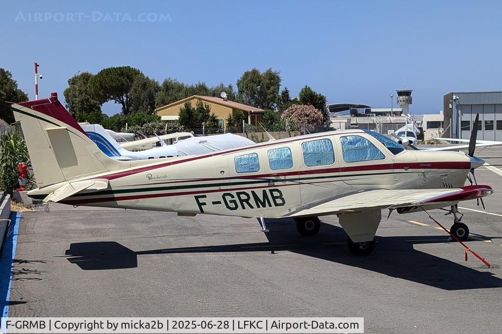 F-GRMB, Beech A36 Bonanza 36 C/N E-2292, Parked