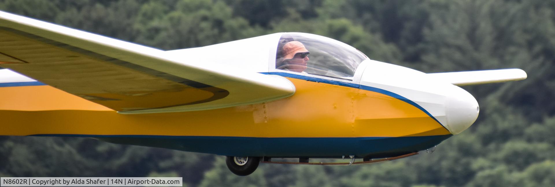 N8602R, 1961 Schweizer SGS 1-26A C/N 118, Pilot: Andrew Meads