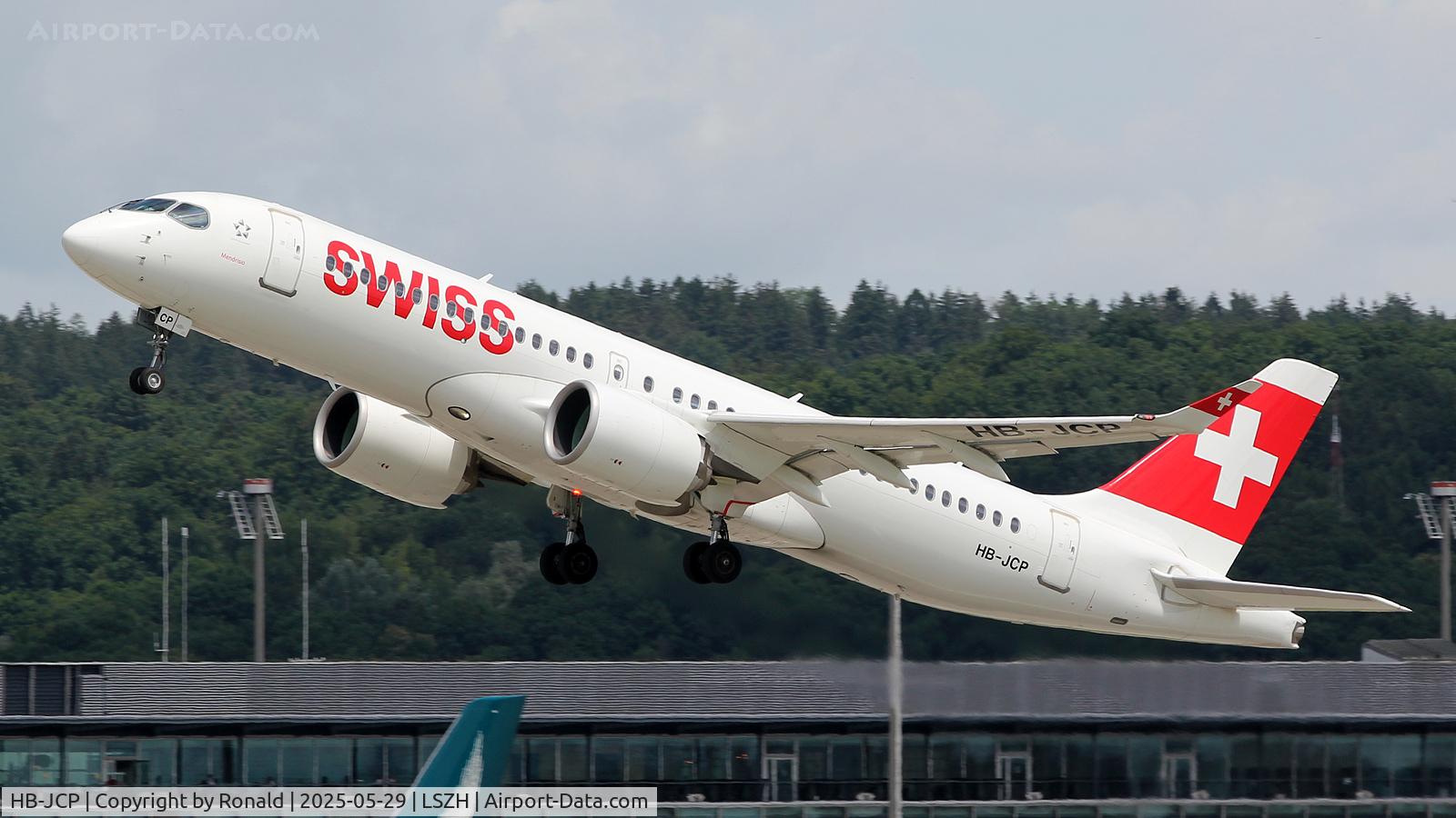 HB-JCP, 2018 Airbus A220-300 C/N 55036, at zrh