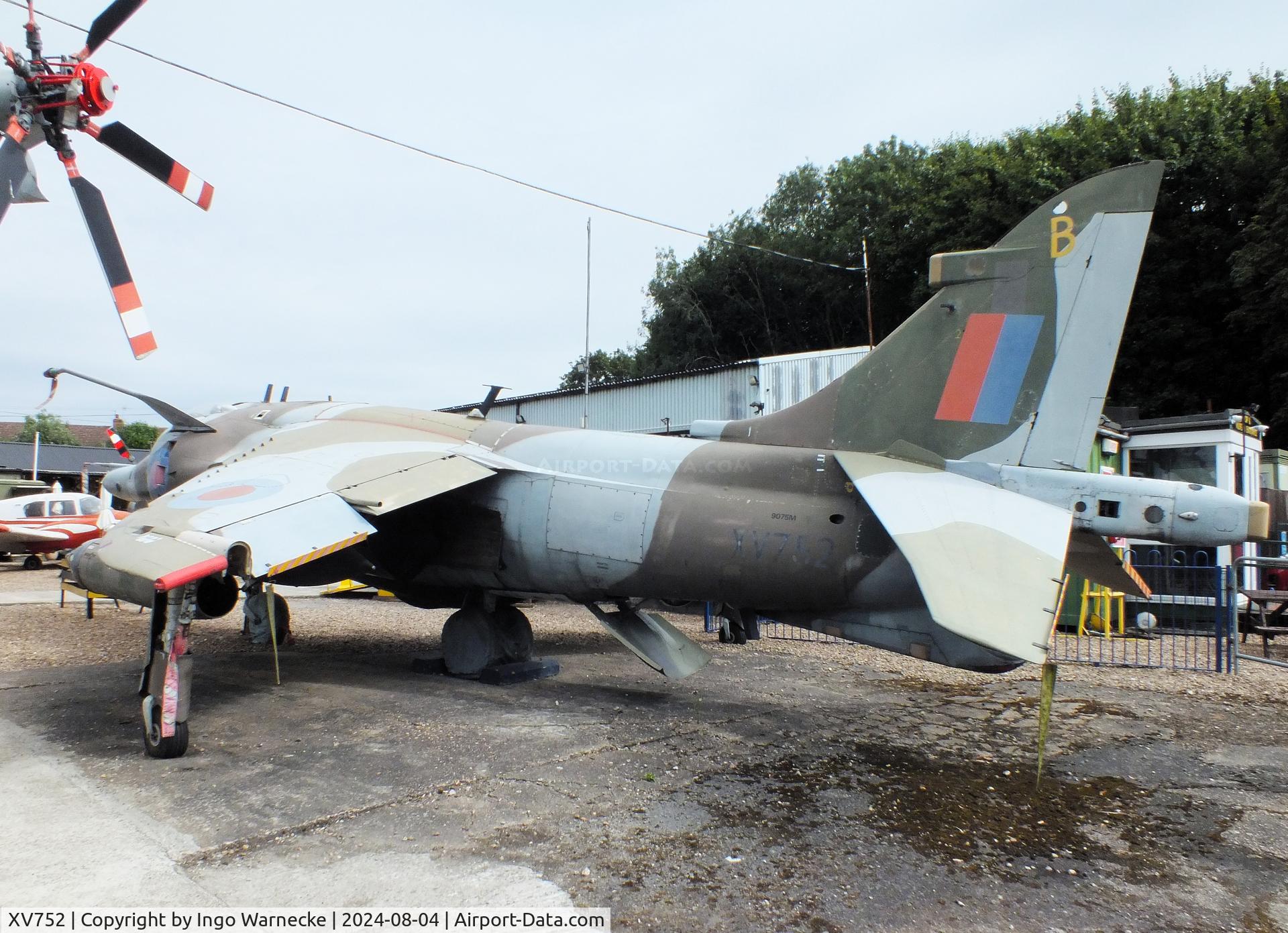 XV752, 1969 Hawker Siddeley Harrier GR.3 C/N 712015, Hawker Siddeley Harrier GR3 at the Aeroventure South Yorkshire Aircraft Museum, Doncaster