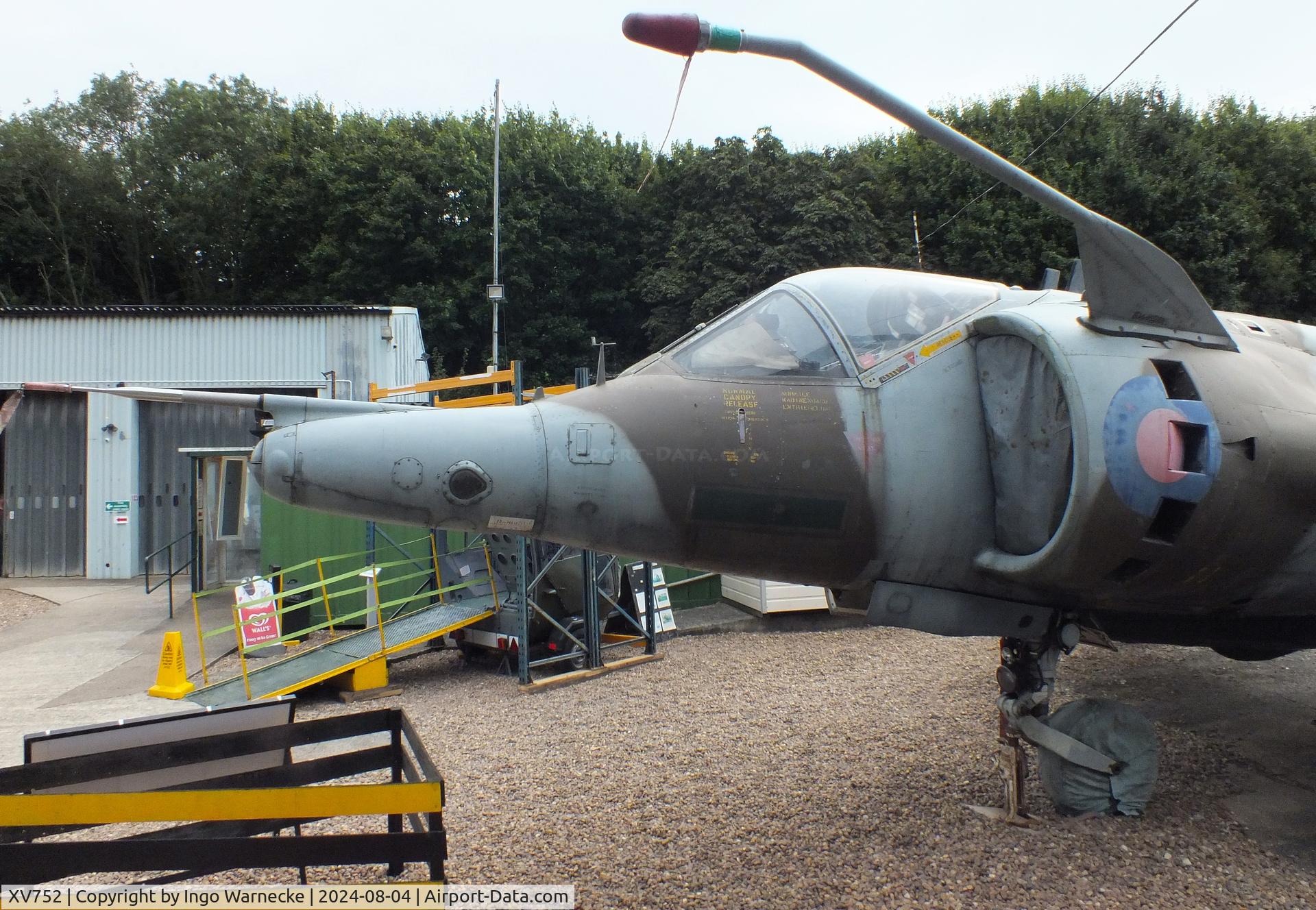 XV752, 1969 Hawker Siddeley Harrier GR.3 C/N 712015, Hawker Siddeley Harrier GR3 at the Aeroventure South Yorkshire Aircraft Museum, Doncaster