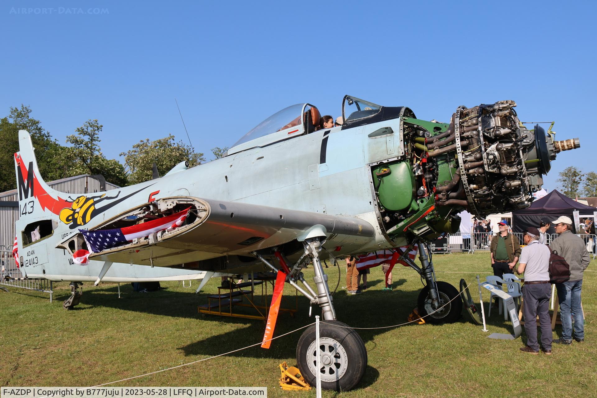 F-AZDP, Douglas AD-4N Skyraider C/N 7449, Ferté Alais 2023