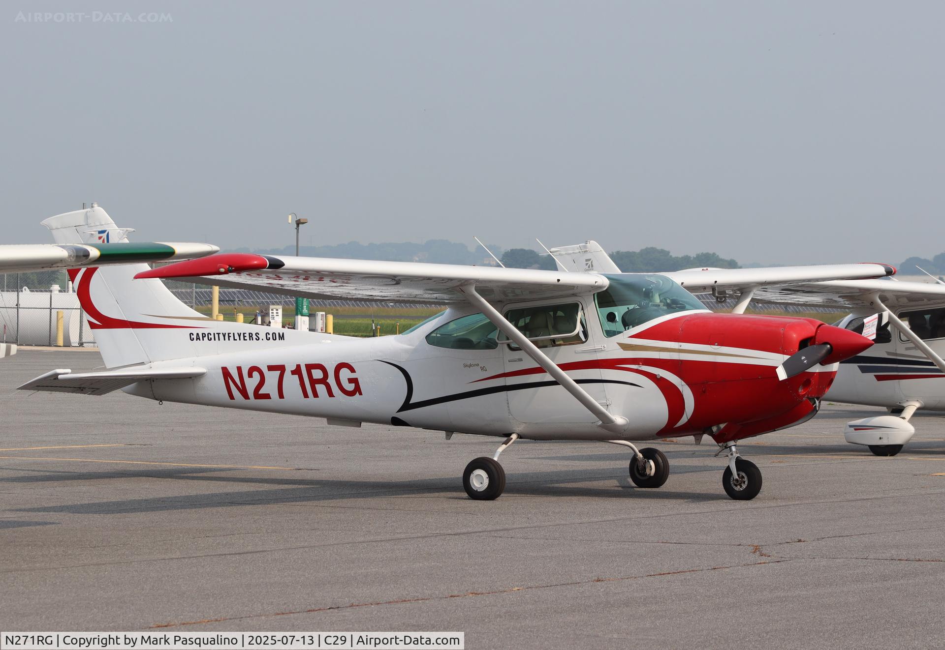 N271RG, 1978 Cessna R182 Skylane RG C/N R18200528, Cessna R182