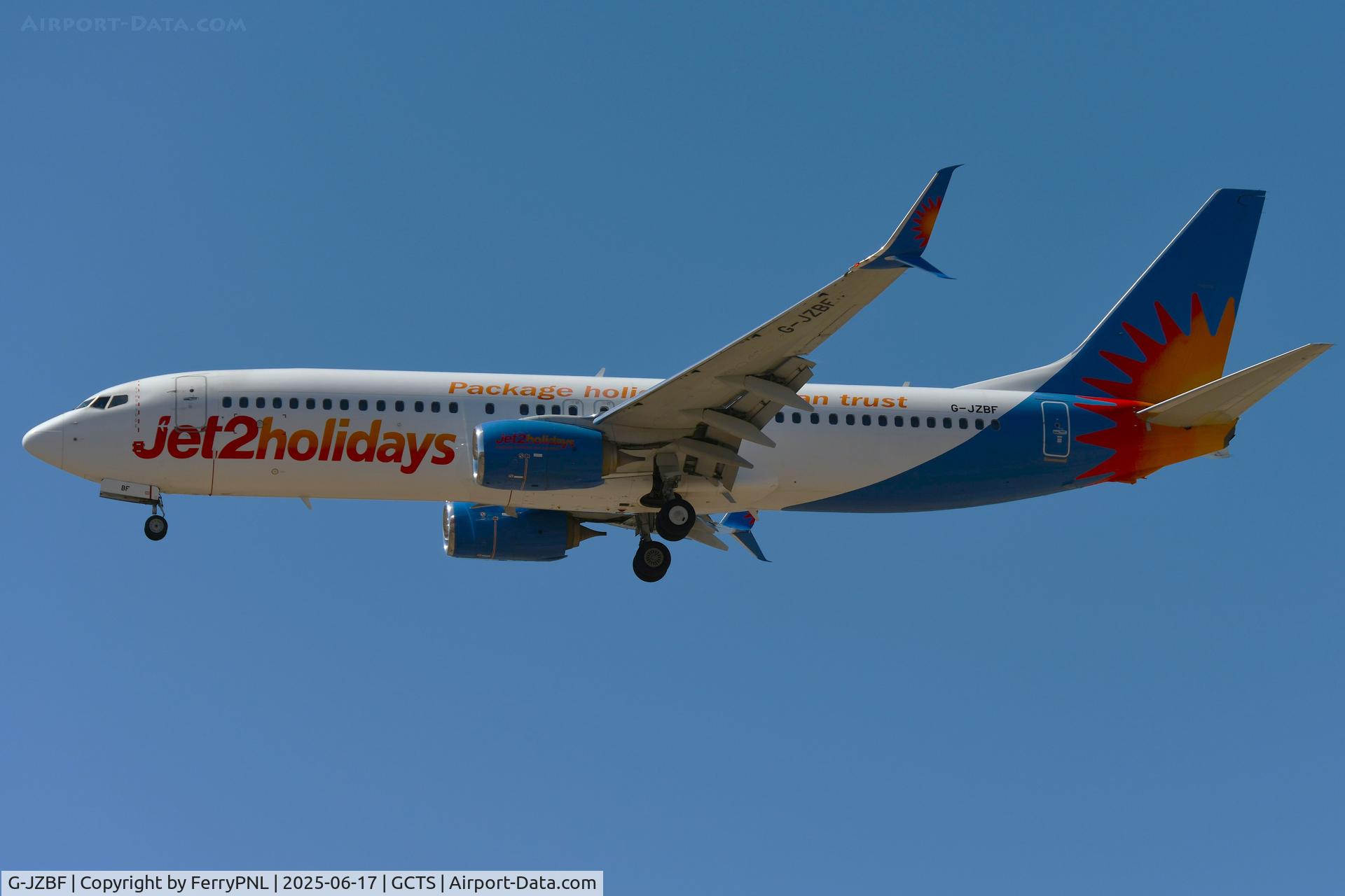 G-JZBF, 2017 Boeing 737-800 C/N 63162, Jet2 B738 landing